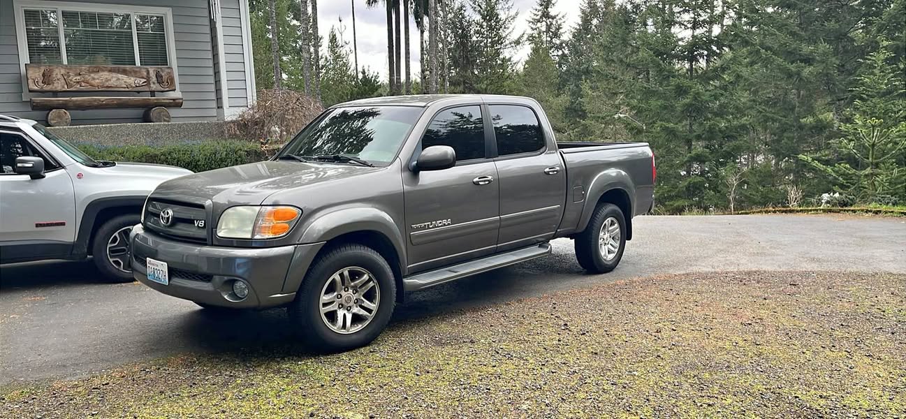2004 Toyota Tundra Double Cab - Limited RWD
