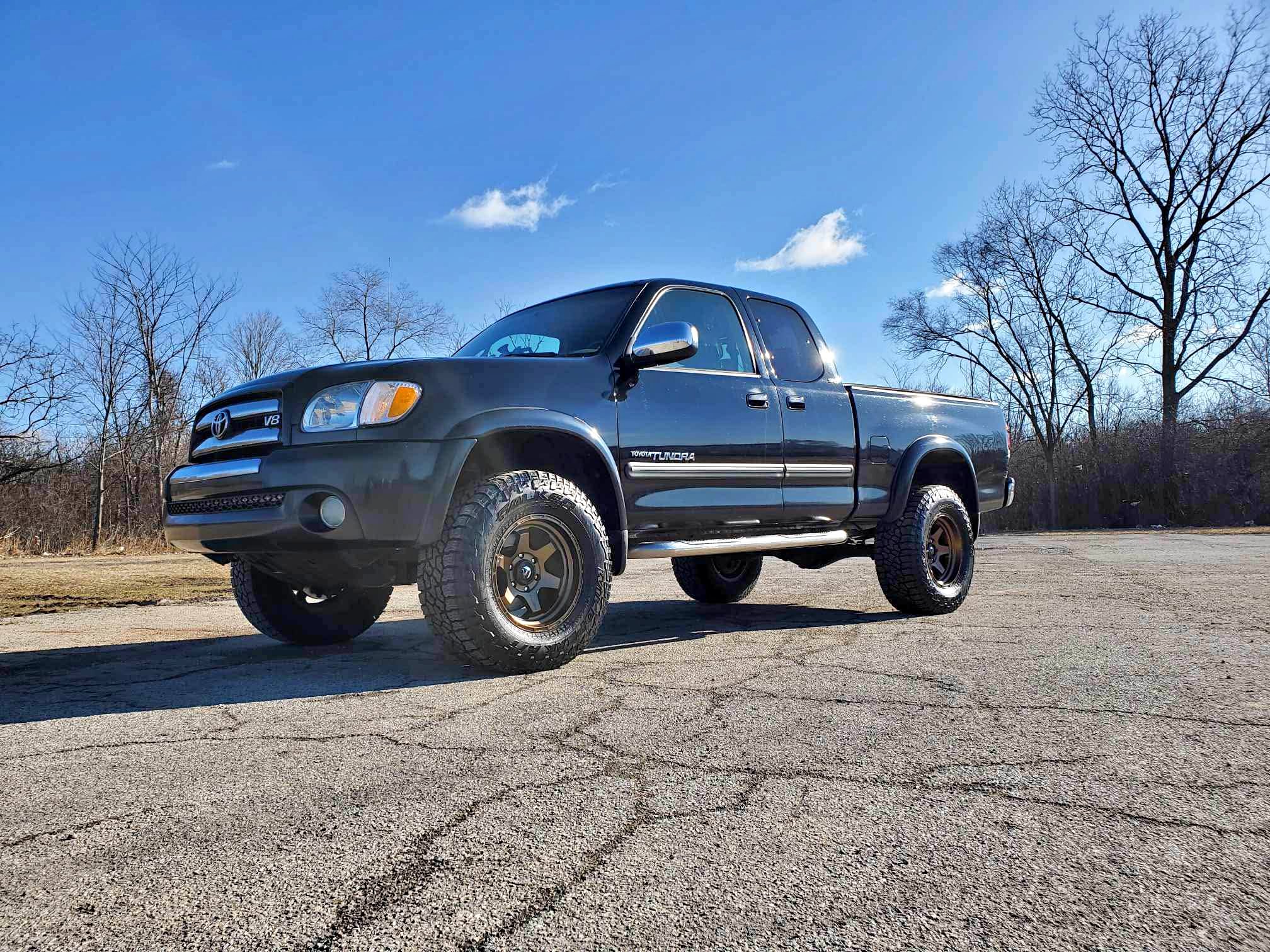2004 Toyota Tundra - 4WD SR5 Long Bed