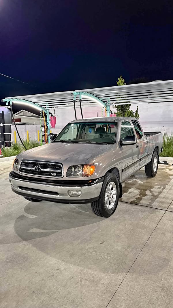 2002 Toyota Tundra Access Cab - SR5 Pickup 4D 6 1\/2 ft