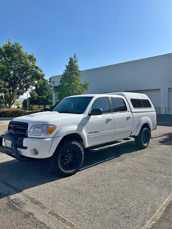 2005 Toyota Tundra - SR5 Pickup 4D 6 1\/2 ft