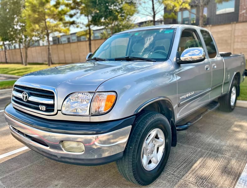 2002 Toyota Tundra - SR5 Long Bed