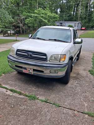 2002 Toyota Tundra - SR Pickup 4D 8 ft