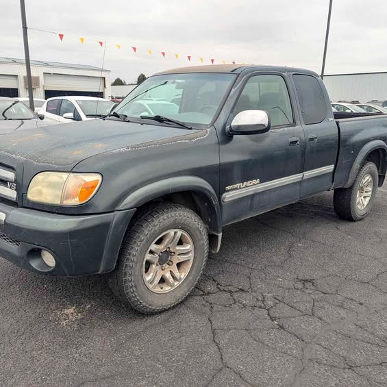 2005 Toyota Tundra - SR5 Pickup 4D 5 1\/2 ft