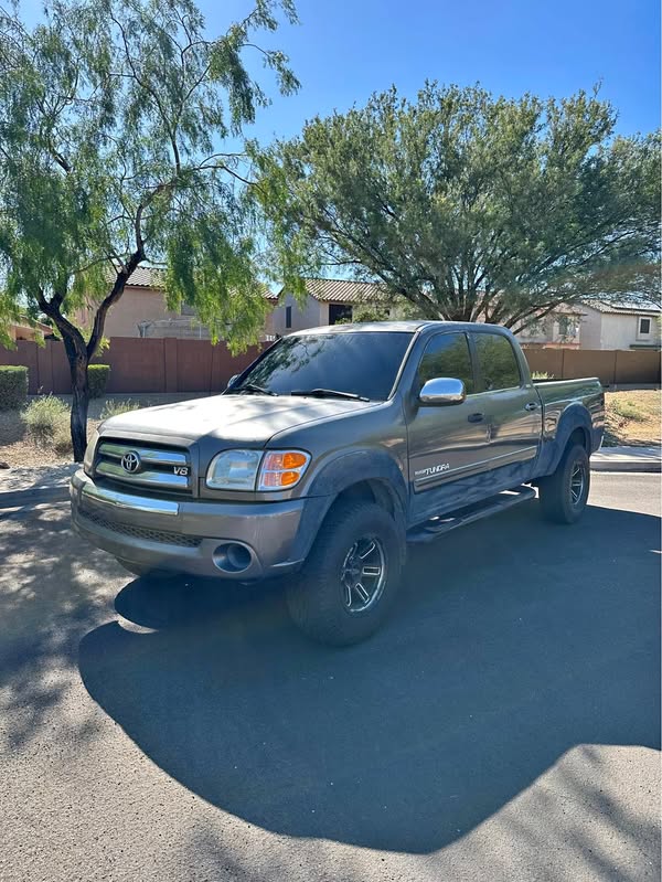 2004 Toyota Tundra CrewMax - Pickup 4D 5 1\/2 ft