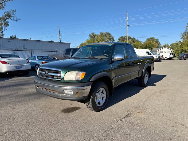 2002 Toyota Tundra Access Cab - SR5 Pickup 4D 6 1\/2 ft