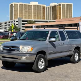2000 Toyota Tundra SR5 4dr V8  Extended Cab SB