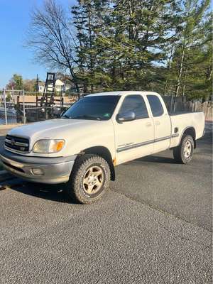 2000 Toyota Tundra - SR5