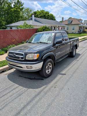 2000 Toyota Tundra - 4WD SR5 Long Bed