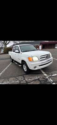 2004 Toyota Tundra - SR5 Pickup 4D 8 ft