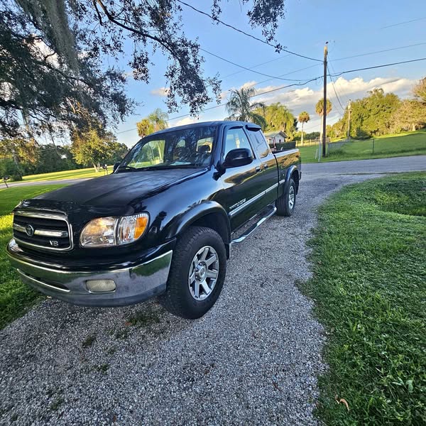 2001 Toyota Tundra - Pickup 2D 6 1\/2 ft