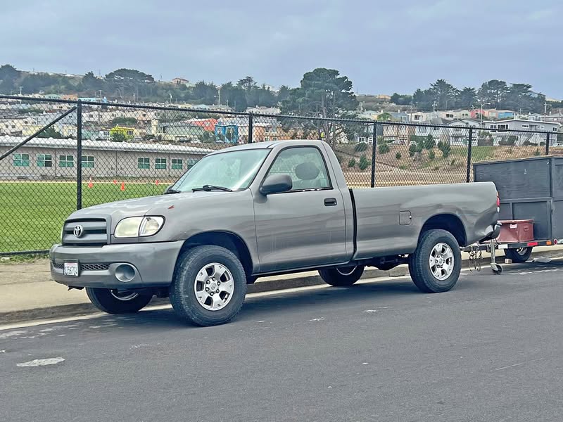 2004 Toyota TUNDRA V6 3.4L 2WD - LOW MILEAGE, EXCELLENT RUNNING CONDITION, SMOOTH RIDE