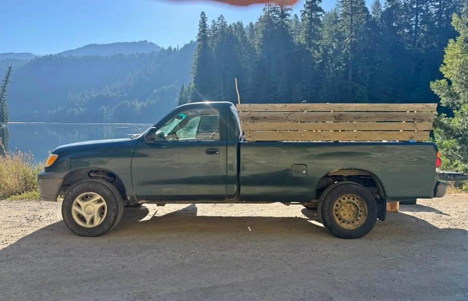2000 Toyota Tundra - SR Pickup 2D 8 ft
