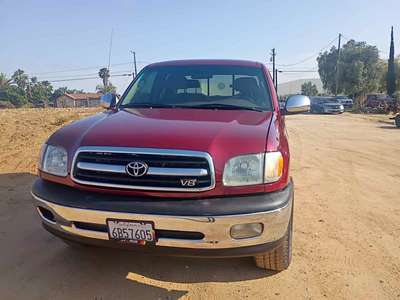 2000 Toyota Tundra Access Cab - 4 puertas