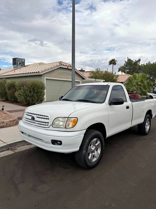 2000 Toyota Tundra Regular Cab - Base