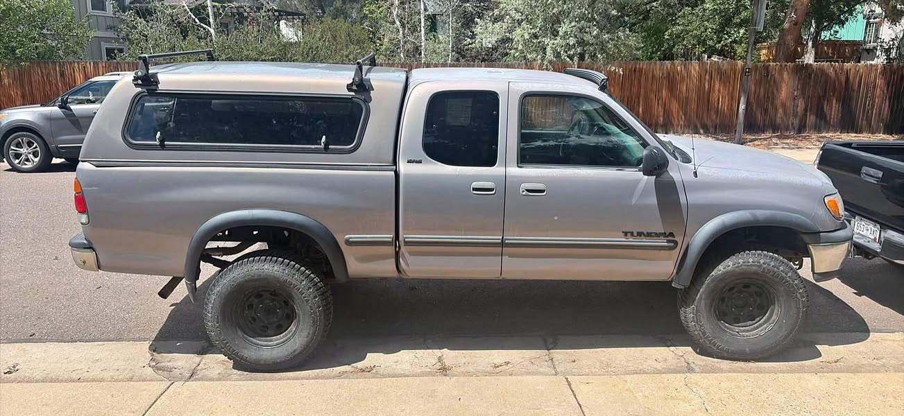 2000 Toyota Tundra Access Cab - Limited Pickup 4D 6 1\/2 ft