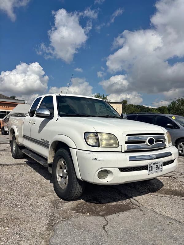 2004 Toyota Tundra - SR5 Pickup 4D 5 1\/2 ft