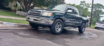2000 Toyota Tundra - Pickup