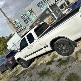 2002 Toyota Tundra - Pickup 2D 6 1\/2 ft