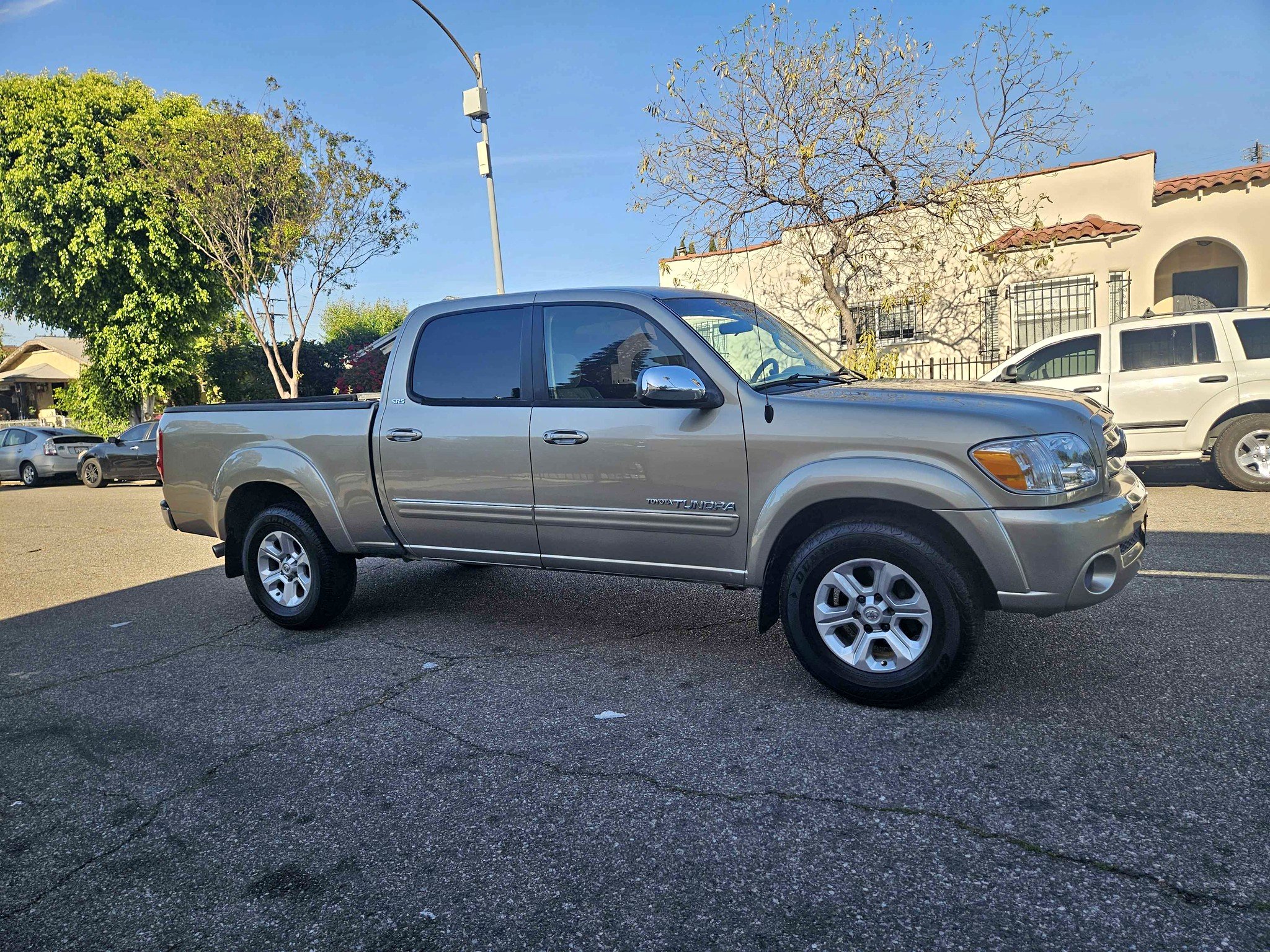 2006 Toyota Tundra - Pickup 4D 6 1\/2 ft
