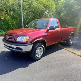 2006 Toyota tundra v8 4x4 17,100 miles 1-owner, no accidents