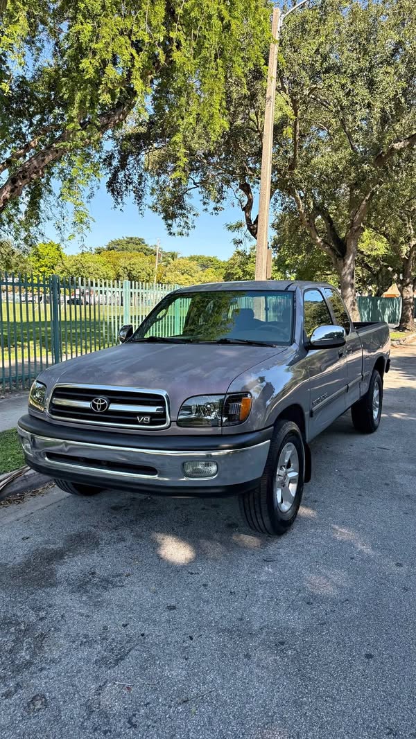 2002 Toyota Tundra Access Cab - SR5 Pickup 4D 6 1\/2 ft
