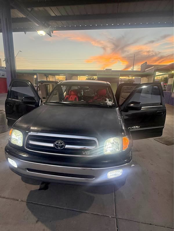 2002 Toyota Tundra - Limited Pickup 4D 5 1\/2 ft
