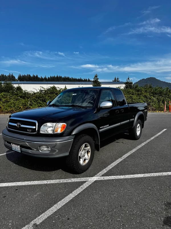 2001 Toyota Tundra - Pickup 4D 6 1\/2 ft