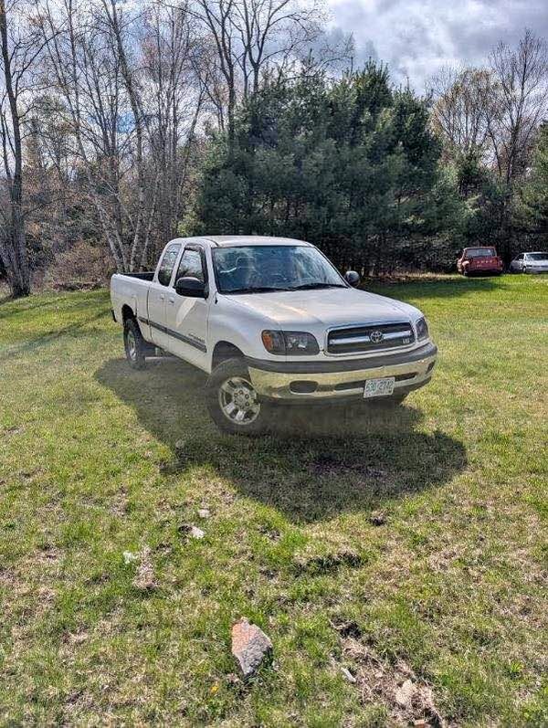 2000 Toyota Tundra - SR5 Pickup 4D 5 1\/2 ft