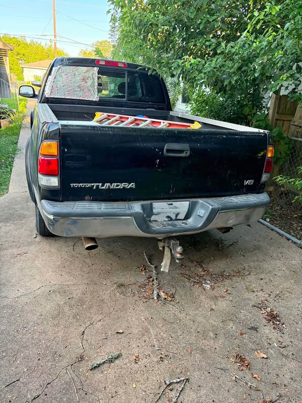 2000 Toyota Tundra - Work Truck Pickup 2D 8 ft