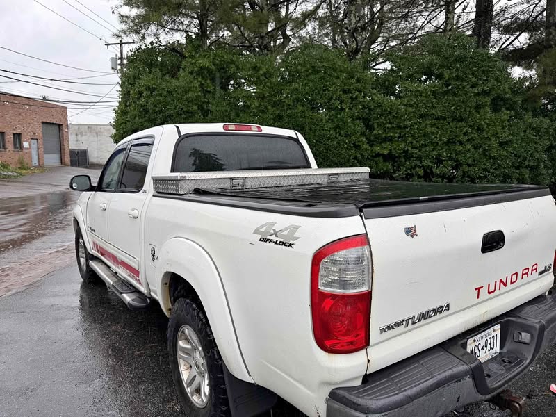 2005 Toyota Tundra - SR5 Pickup 2D 8 ft