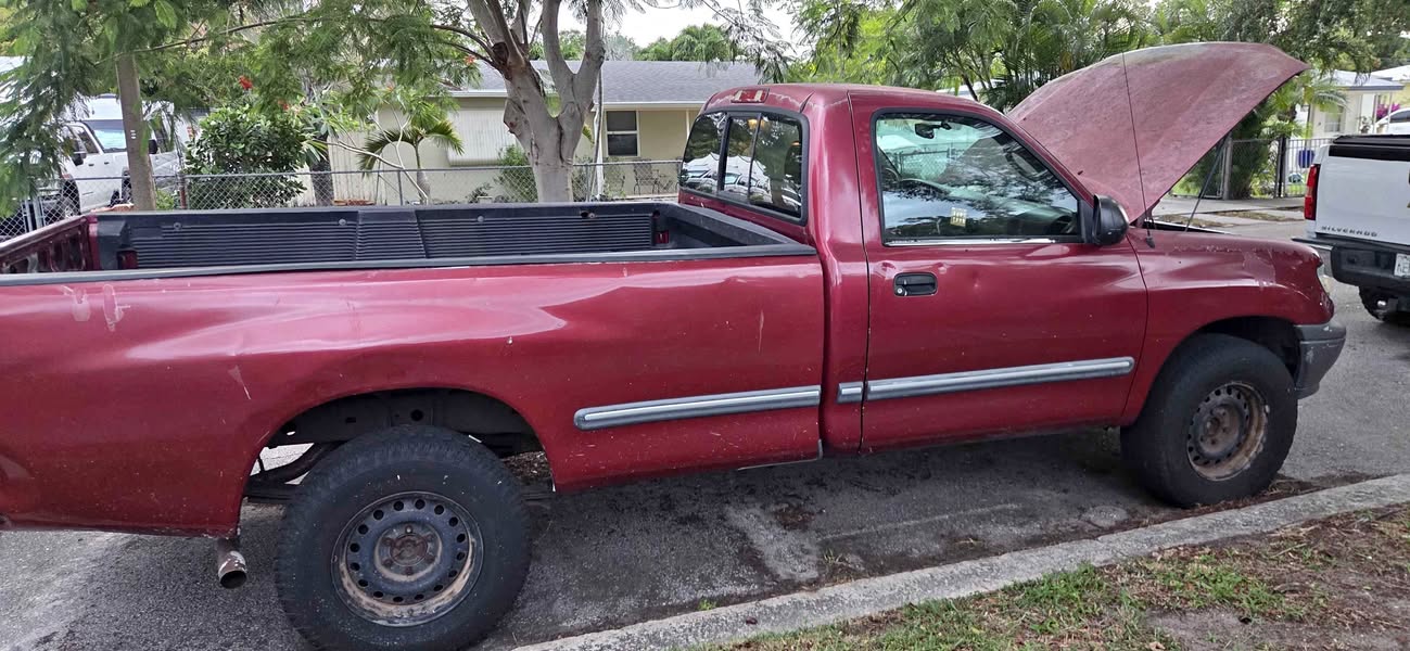 2001 Toyota Tundra - Limited Pickup 4D 5 1\/2 ft