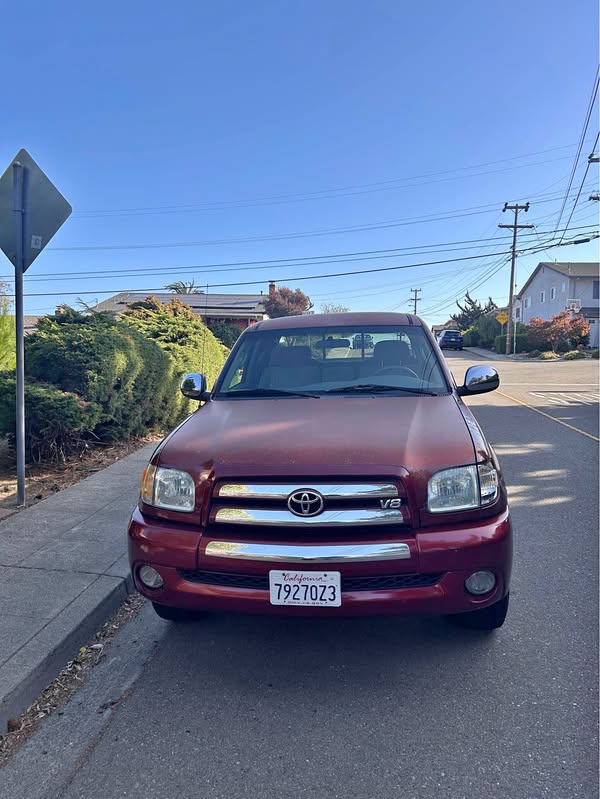 2004 Toyota Tundra Access Cab - SR5