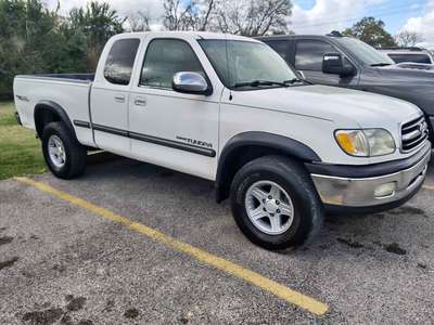 2000 Toyota Tundra - 4WD SR5 Long Bed