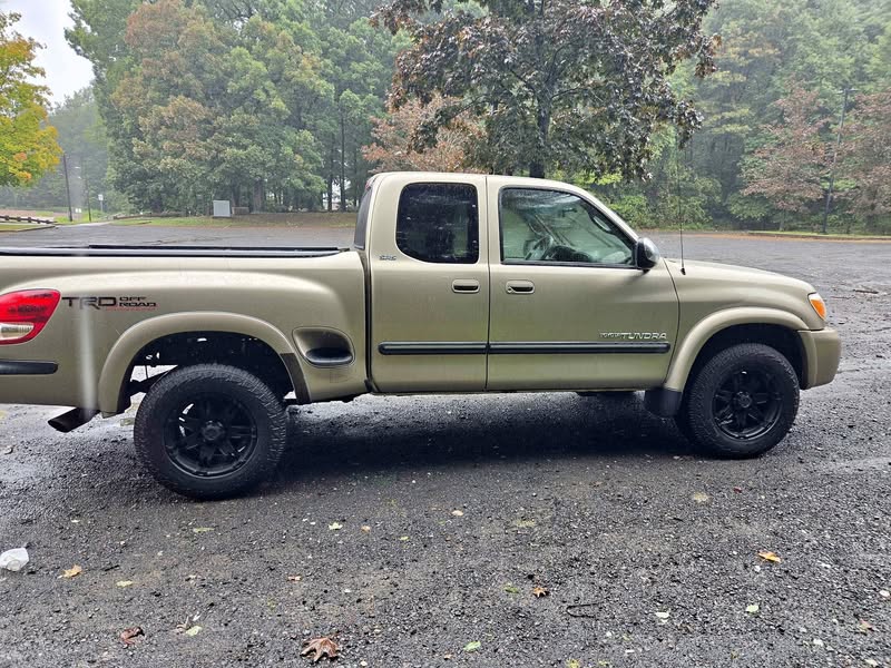 2005 Toyota Tundra CrewMax - 1794 Edition Pickup 4D 6 1\/2 ft