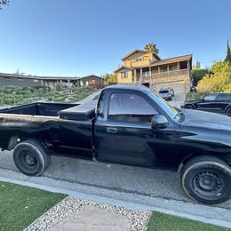 2005 Toyota Tundra - Pickup 2D 8 ft