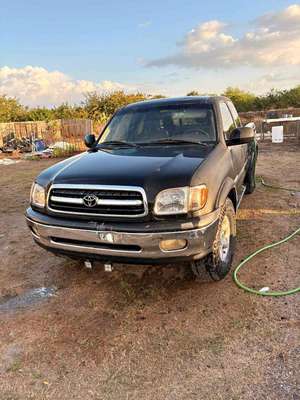 2000 Toyota Tundra - Long Bed