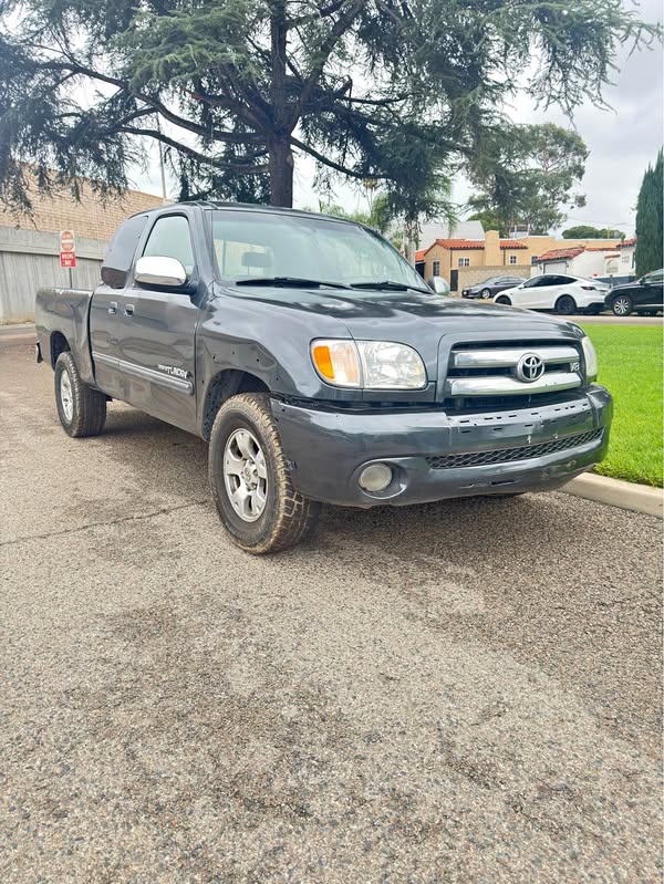 2004 Toyota  Tundra