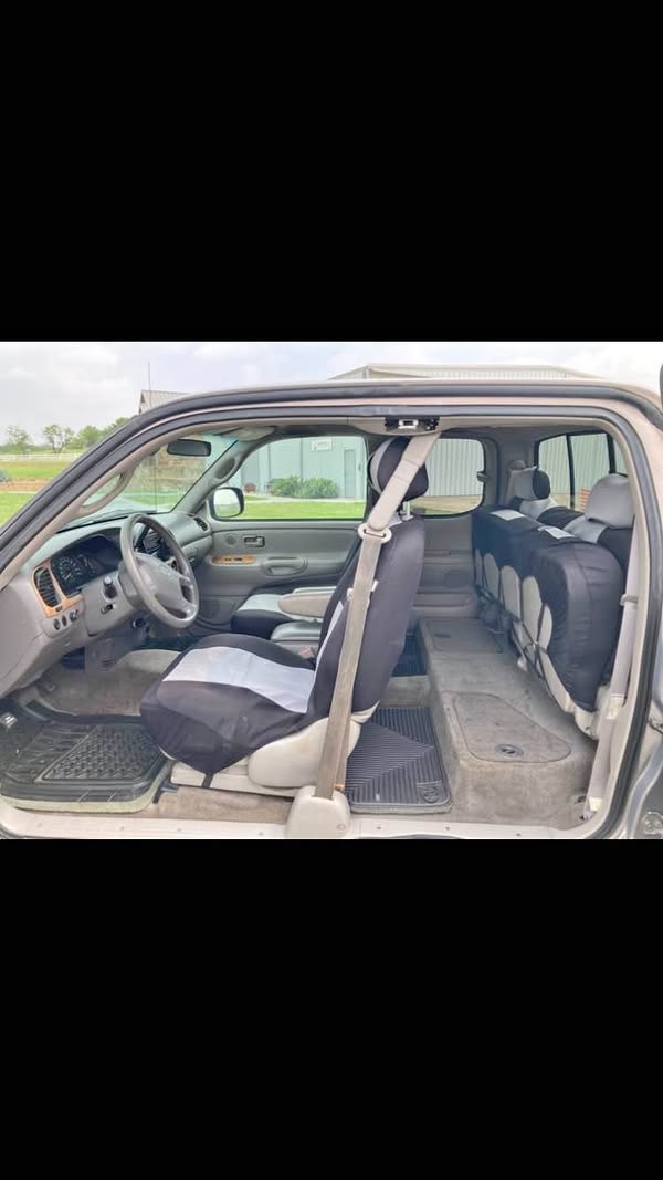 2000 TOYOTA TUNDRA 4.7-V8.$4950