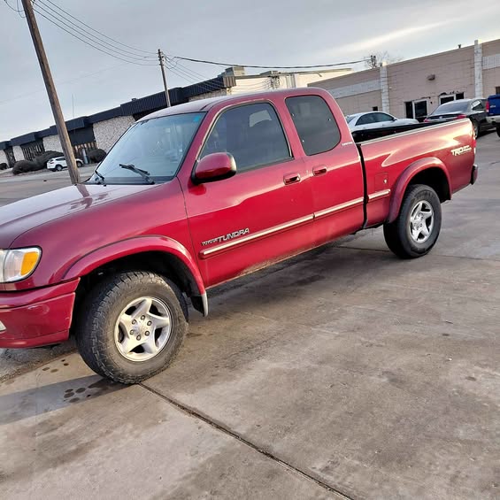 2002 Toyota Tundra - Limited Pickup 4D 5 1\/2 ft