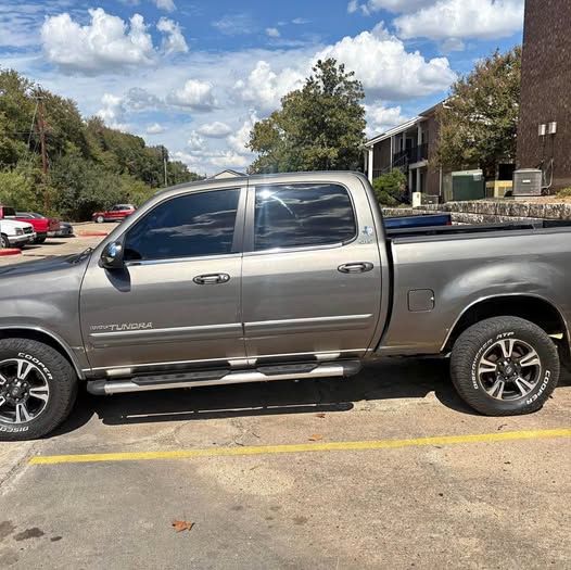 2005 Toyota Tundra - SR5