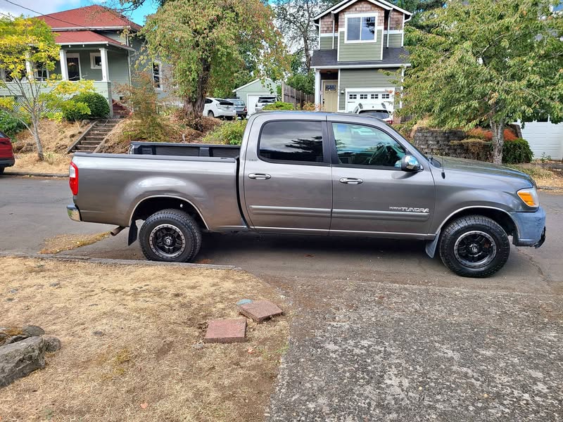 2006 Toyota Tundra Double Cab - SR Pickup 4D 6 1\/2 ft