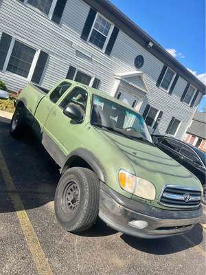 2000 Toyota Tundra - Pickup 2D 6 1\/2 ft