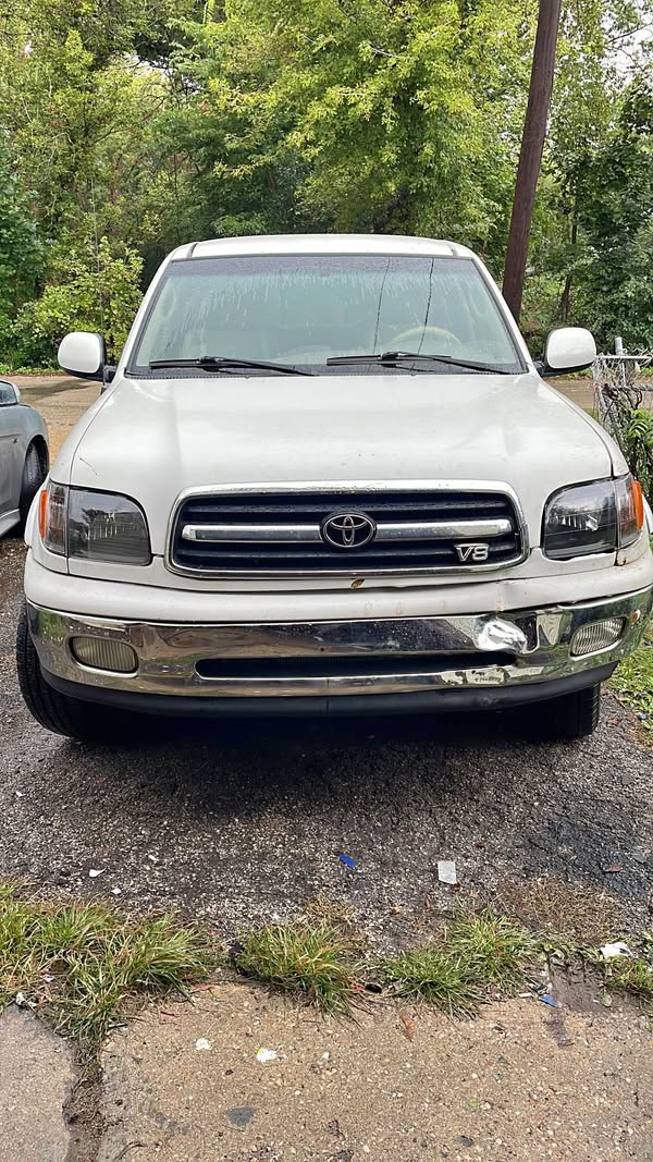 2000 Toyota Tundra - Limited Pickup 4D 5 1\/2 ft