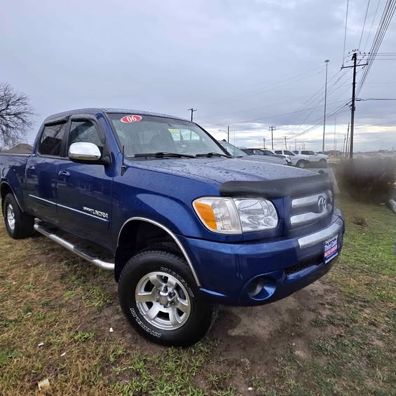 2006 Toyota Tundra - Pickup 4D 6 1\/2 ft