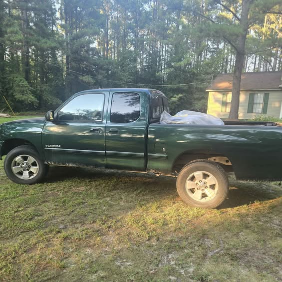 2001 Toyota Tundra Access Cab - SR5 Pickup 4D 6 1\/2 ft