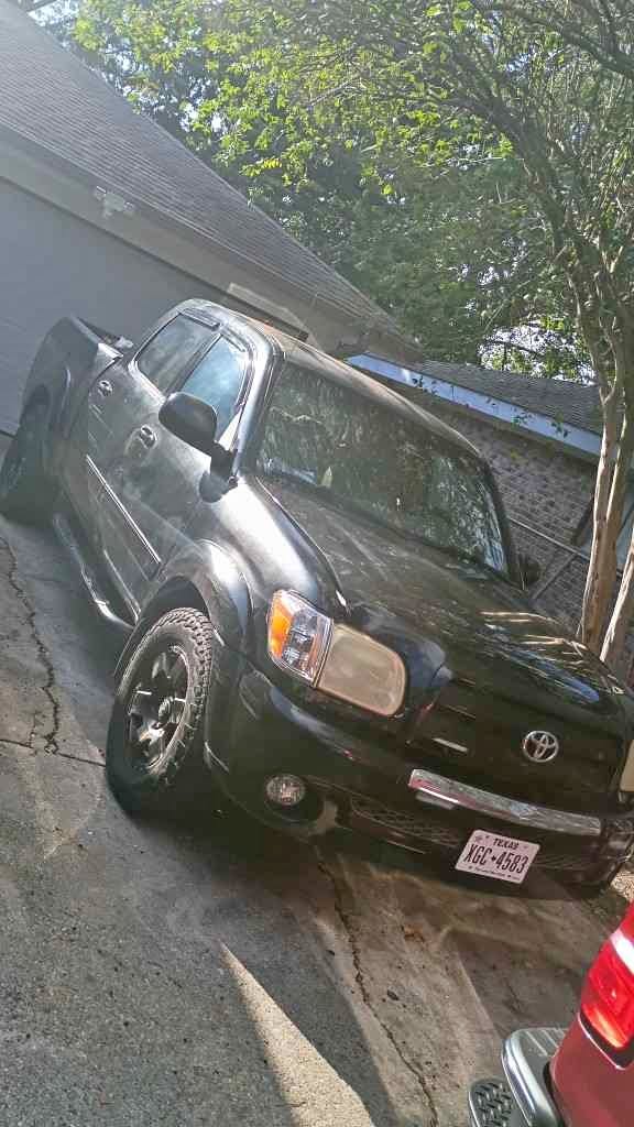 2005 Toyota Tundra - SR