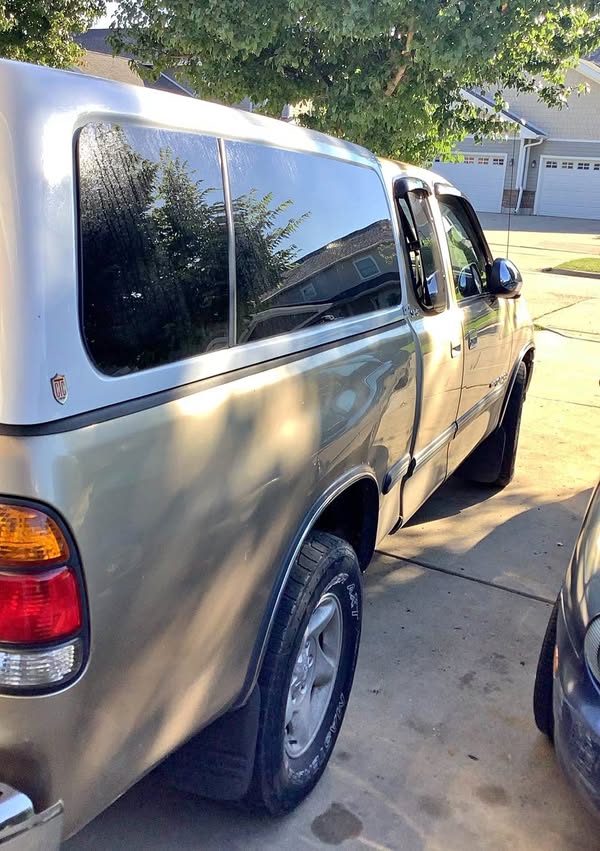 2002 Toyota Tundra Access Cab - SR5 Pickup 4D 6 1\/2 ft