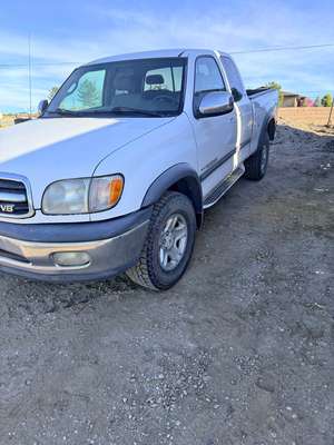 2000 Toyota Tundra - 4WD SR5 Long Bed
