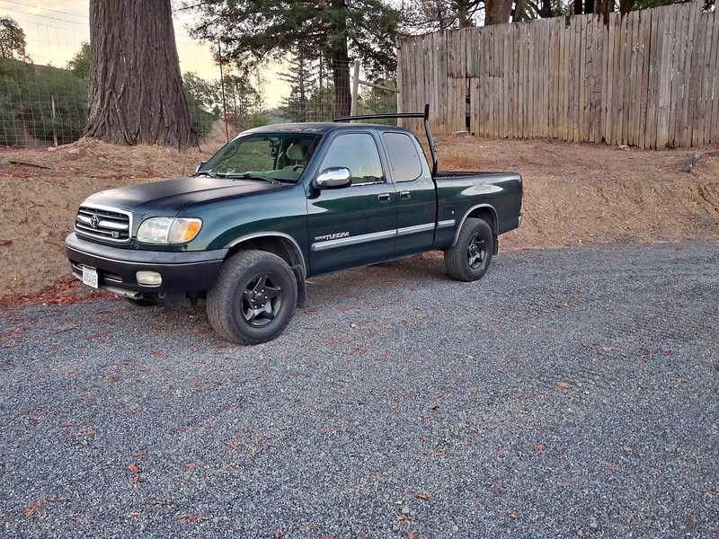 2000 Toyota Tundra Double Cab - SR Pickup 4D 6 1\/2 ft