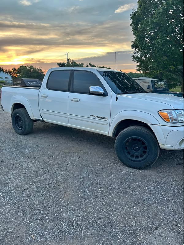 2004 Toyota Tundra Double Cab - SR5 Pickup 4D 6 1\/2 ft